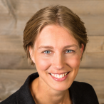 Katja van Groesen